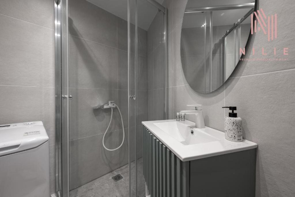 V1, Nilie Hospitality Mgmt Apartman Szaloniki Kültér fotó